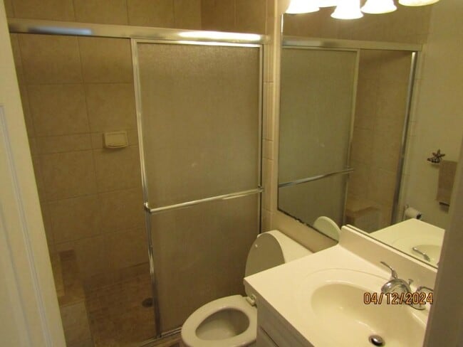 Building Photo - 5001 N Ocean Blvd