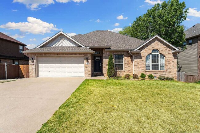 Building Photo - 410 Willington Ln