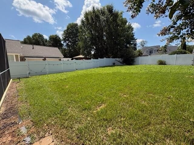 Building Photo - 3251 Carollton Dr