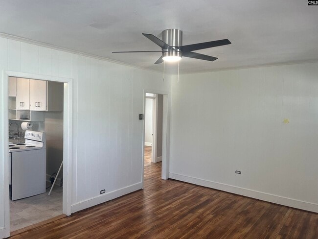 Building Photo - 704 S Bonham Rd