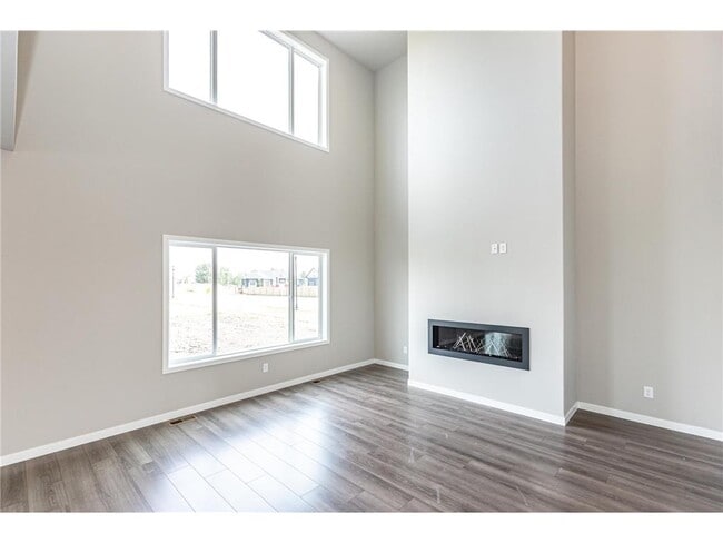 Building Photo - 4743 32nd St S