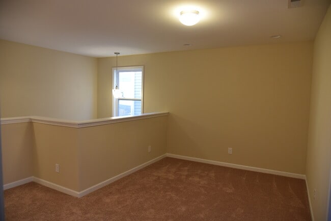 Building Photo - Beautiful home in Charlotte!