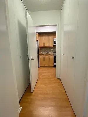 Building Photo - 347 W 57th St