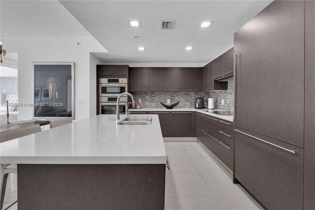 Building Photo - 7751 NW 107th Ave
