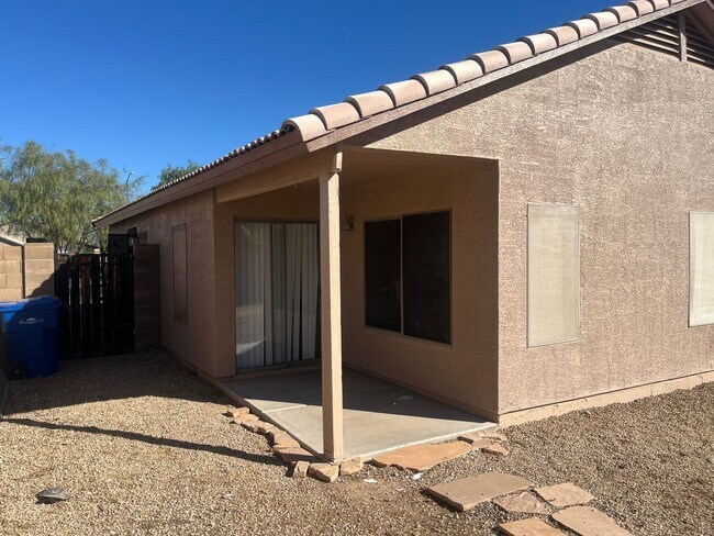 Building Photo - 13225 W Desert Ln