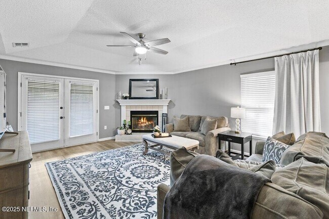 Building Photo - 1585 Crabapple Cove Ct N