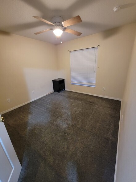 Building Photo - 2038 Blackston Ave