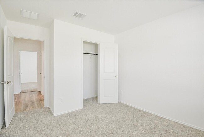 Building Photo - 14719 Evergreen Orchards Ln