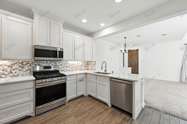 Building Photo - 4270 Cascade Sky Dr