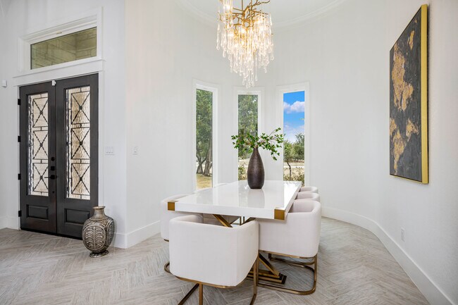 Building Photo - 846 Maximino Ridge Rd.