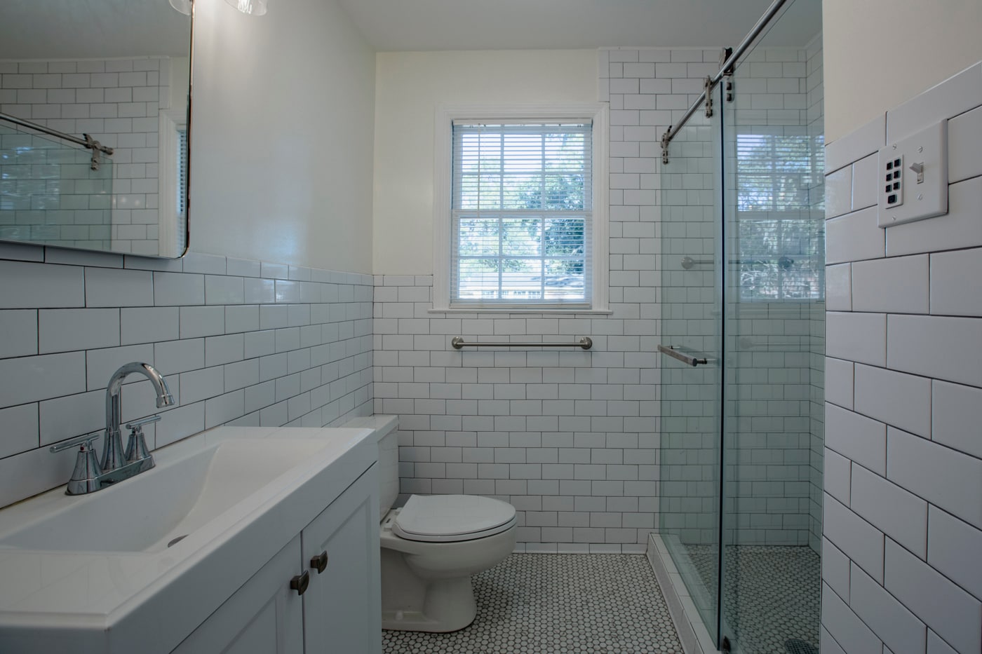 Bathroom - 1532 E 53rd St