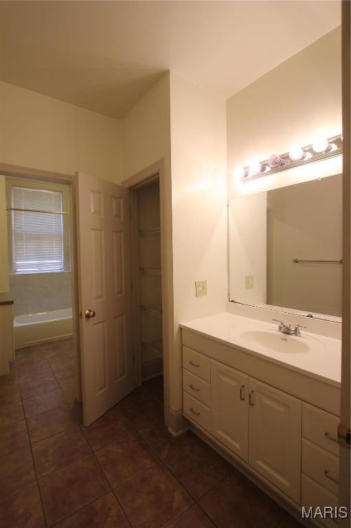 Building Photo - 3643 Shenandoah Ave