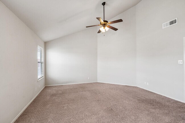 Building Photo - 11100 Bullseye St