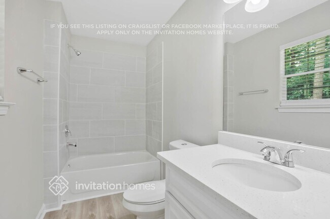 Building Photo - 987 Fox Valley Trail