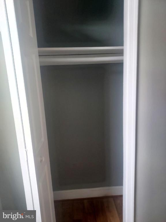 Building Photo - 619 Sheridan St NW