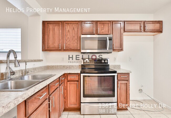 Building Photo - 1361 E Desert Holly Dr