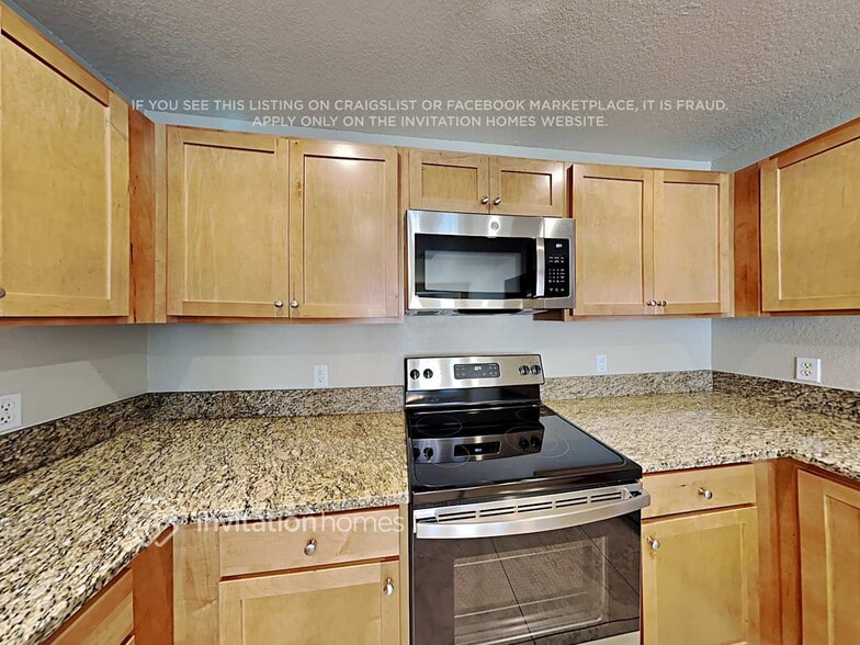 Building Photo - 3376 Sanoma Dr