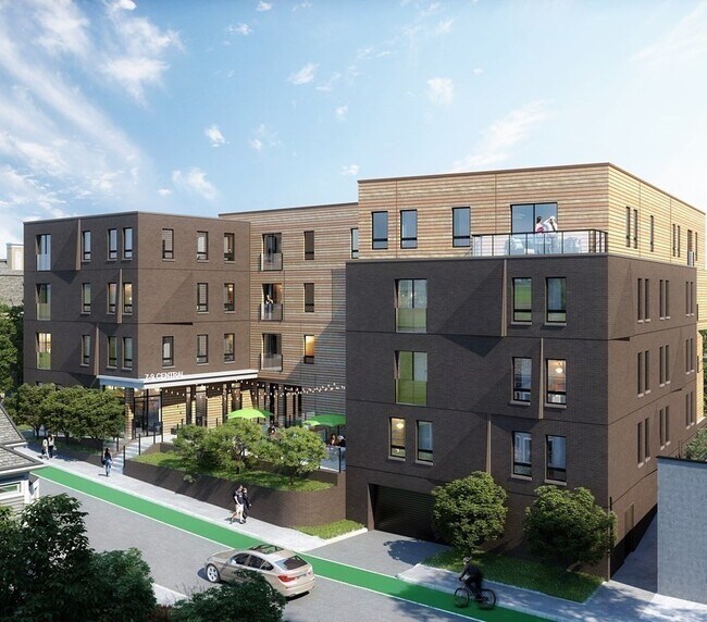 Building Photo - 10 Central St