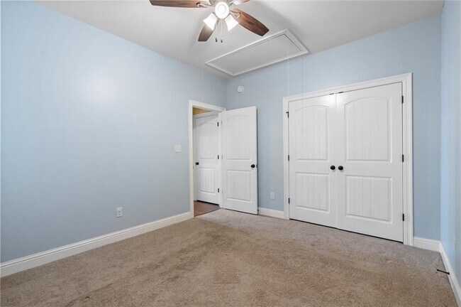 Building Photo - 1056 Linlen Ave