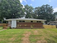 Building Photo - AVAILABLE NOW IN ENON AREA OF CHESTERFIELD COUNTY
