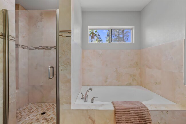 Primary Bathroom #2 - 40605 Ventana Ct