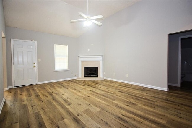 Building Photo - 4442 Gaelic Way SW