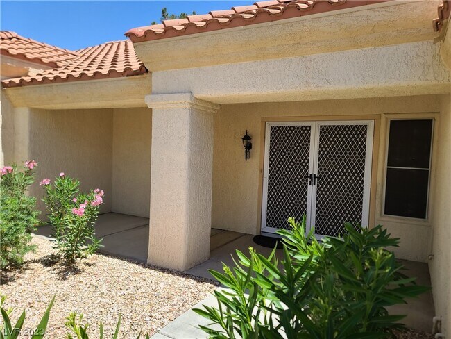 Building Photo - 2516 Sunup Dr
