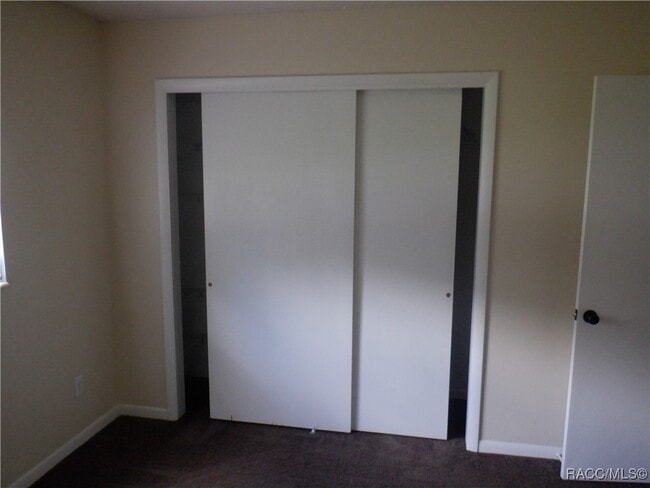 Building Photo - 9513 E Village Green Cir