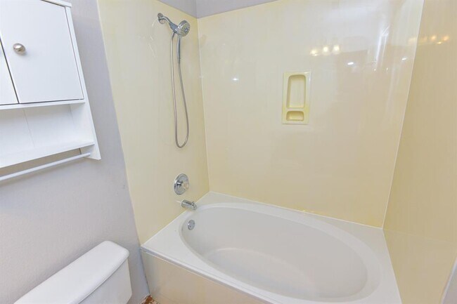 Building Photo - 2109 Kimra Ln