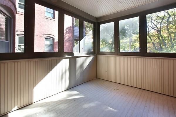 Building Photo - 1805 Beacon St