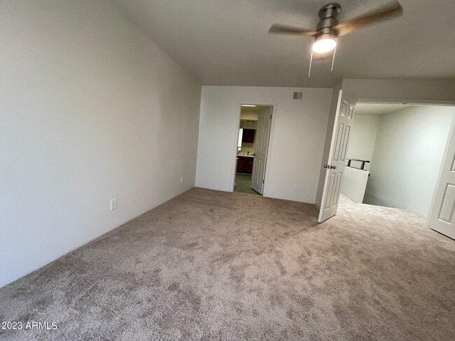 Building Photo - 2121 W Union Hills Dr