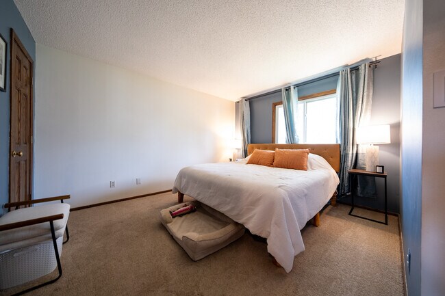 Building Photo - 1581 Woodside Ct NE