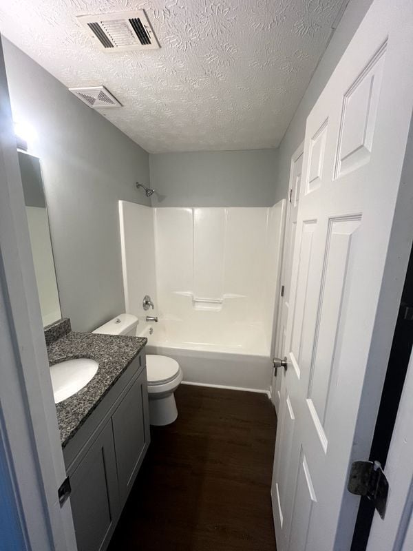 Building Photo - 2606 Kennon Ct