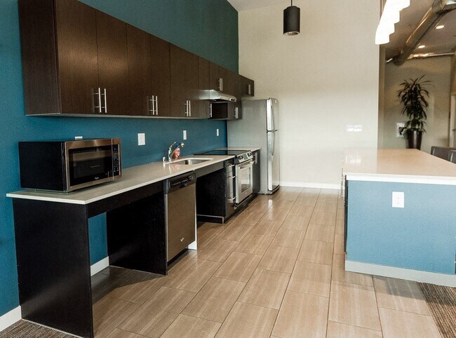 Building Photo - The Platform Apartments