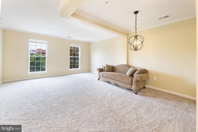 Building Photo - 1605 Potomac Greens Dr