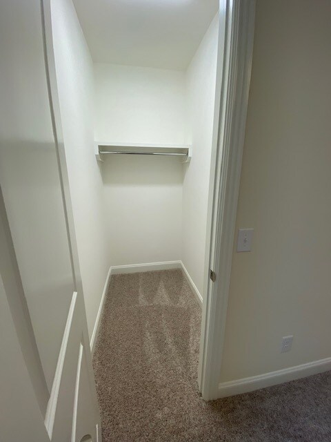 Building Photo - 925 Horizon Dr