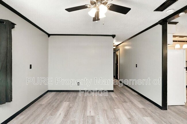 Building Photo - 12300 SE 128th Ct