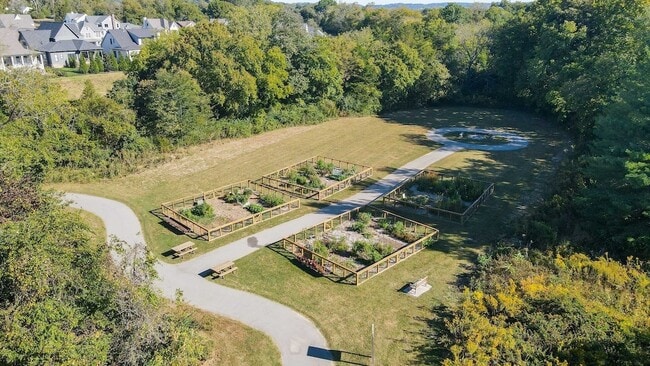 Building Photo - 237 Stephens Valley Blvd