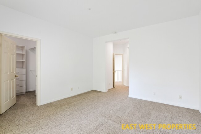 Building Photo - 42 Burlingame