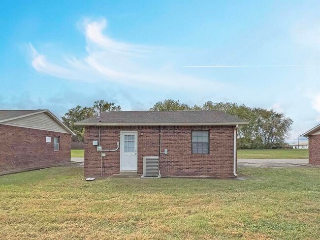 Building Photo - 14-414 Thompsonville Ln