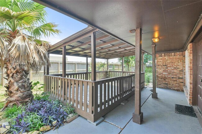 Building Photo - 3107 Woodstone Dr