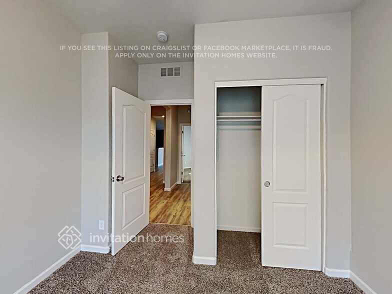 Building Photo - 10172 Seawolf Dr