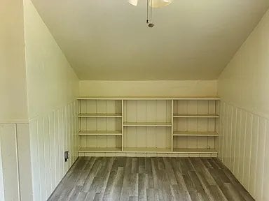 Building Photo - 5478 Hamilton Ave