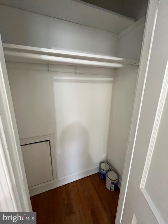 Building Photo - 4034 7th St NE