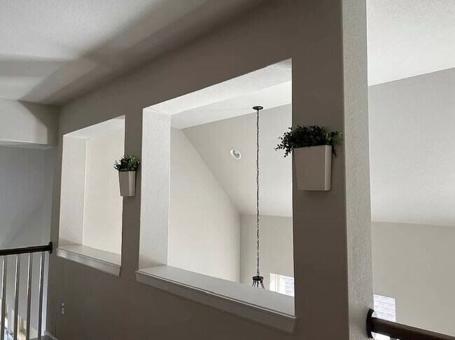 Building Photo - 14309 Tyburn Trail