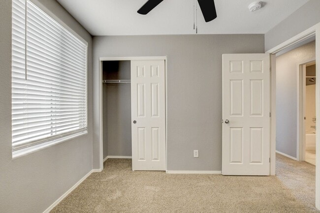 Building Photo - 4 Bedroom Home in the South West / 89139 Area