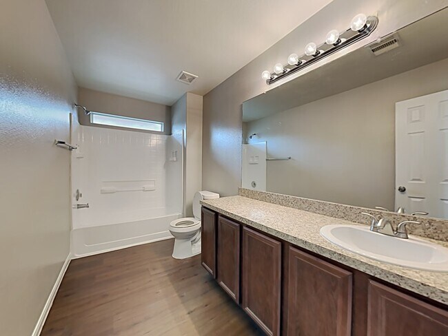 Building Photo - 6027 Fergis Dr