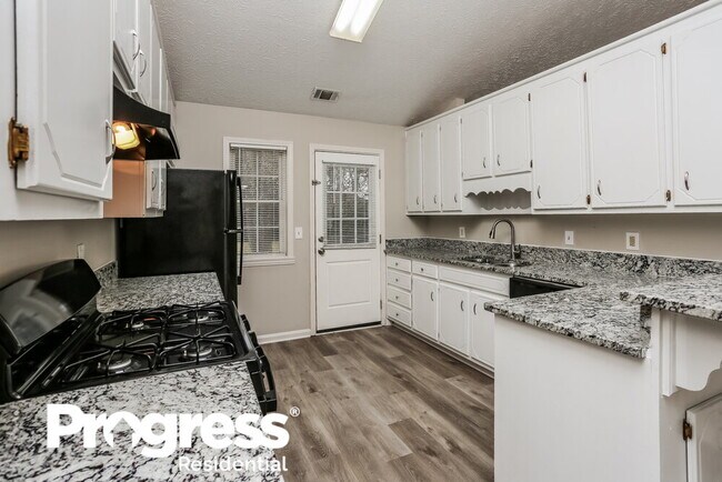 Building Photo - 3535 Garden Walk Ln SW