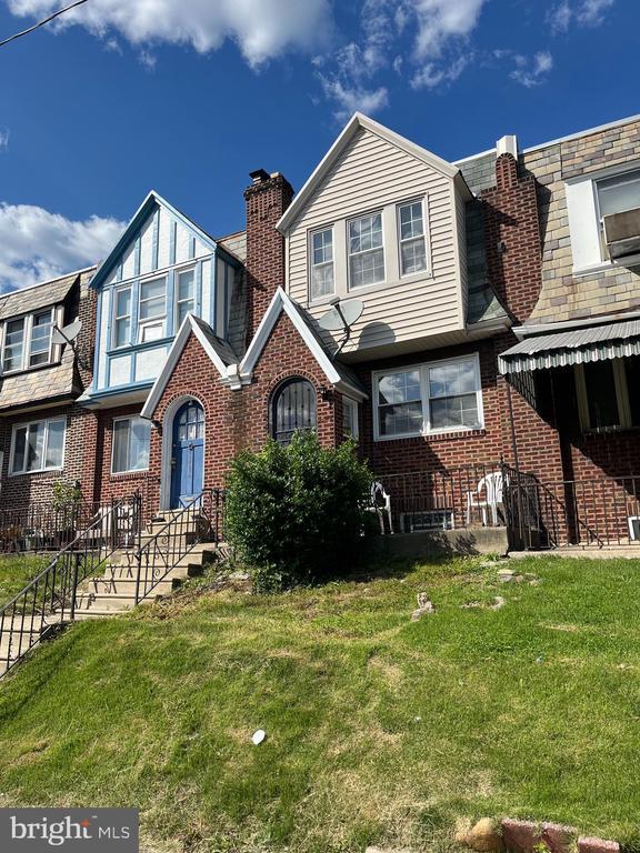 Building Photo - 1323 Gilham St