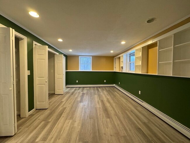 Building Photo - 240 Leda Ave